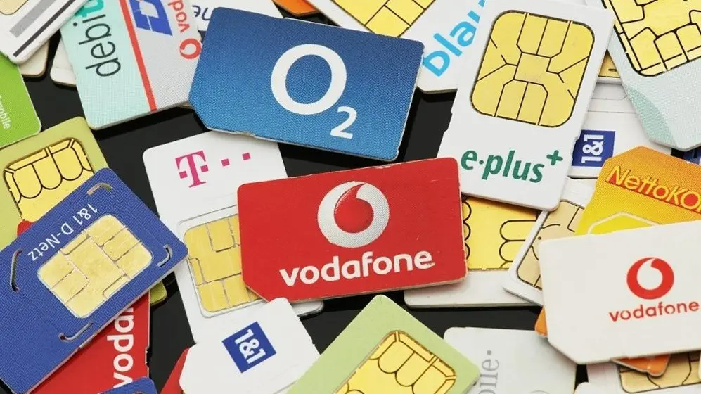 Giffgaff, Vodafone, EE電話卡，可在台灣事先預訂寄到家中